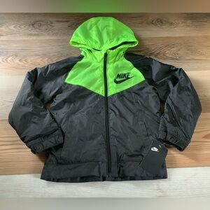 Boys Nike Lightweight zip up Jacket black / volt Size 6 (NWT)